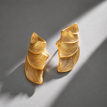 Beauteast Folded Form Stud Earrings
