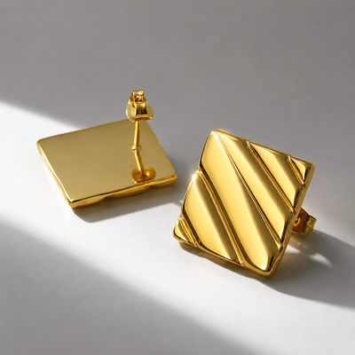Beauteast Ridged Square Stud Earrings