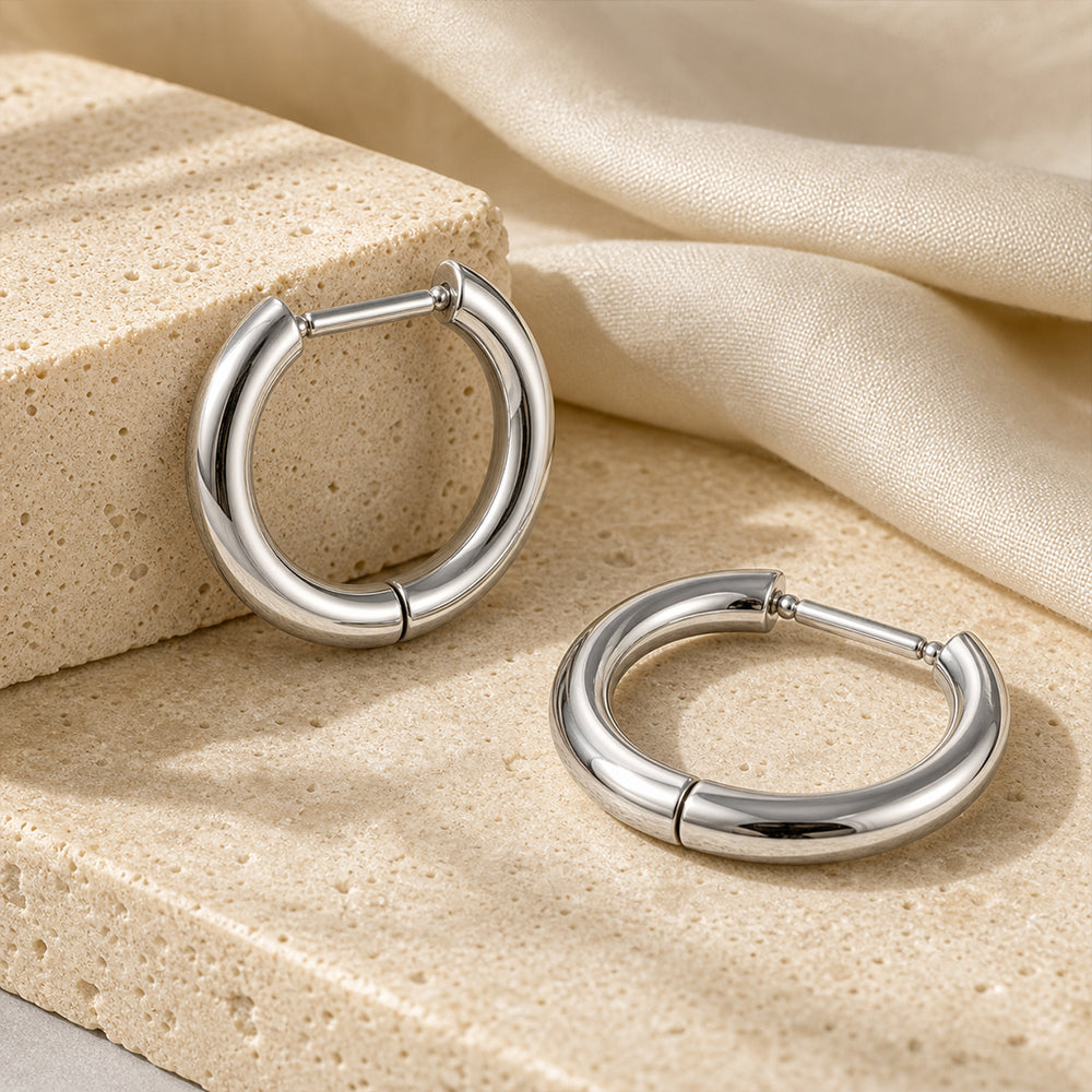 Beauteast D-Form Titanium Hoop Earrings