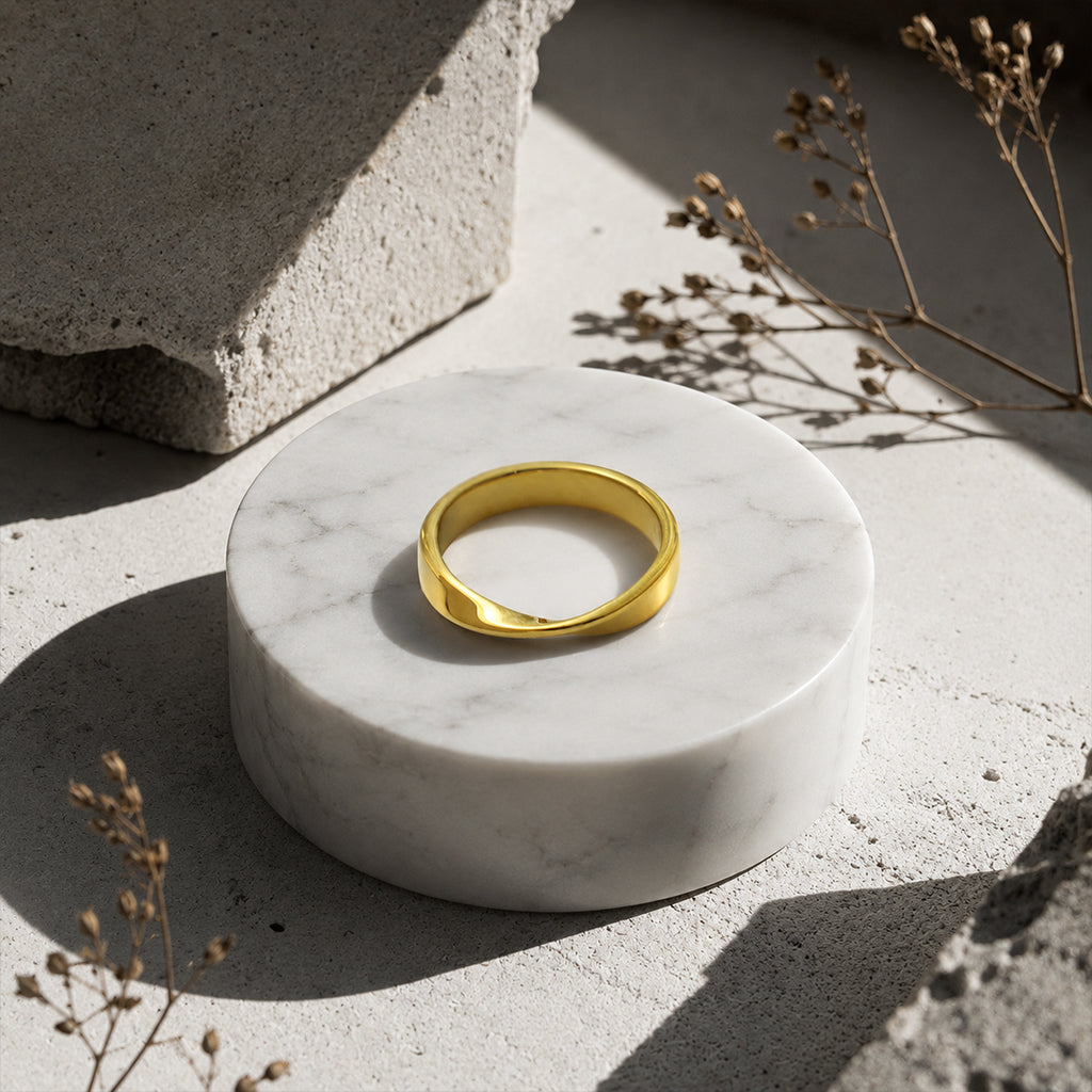 Minimalist Mobius Twist Ring - 18K Gold Plated 316L Stainless Steel Waterproof Stacking Band by Beauteast