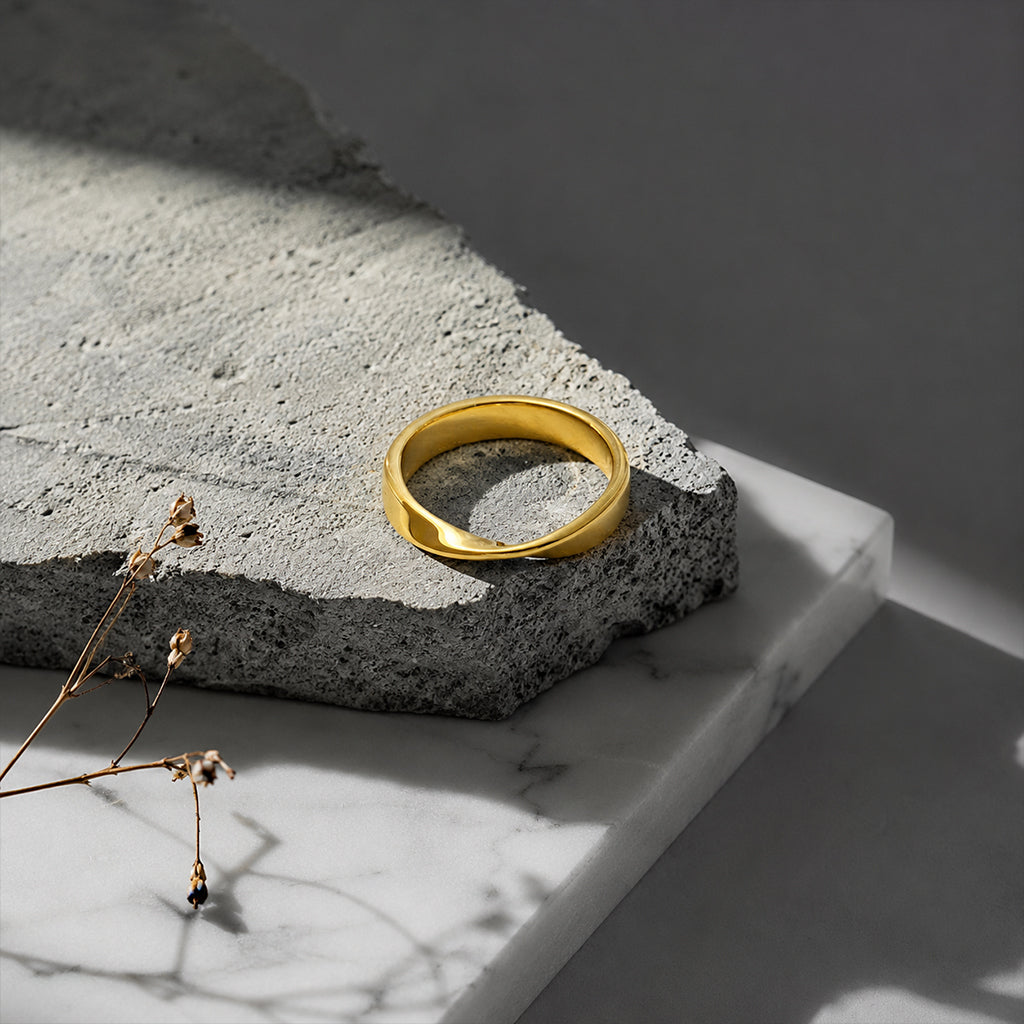 Minimalist Mobius Twist Ring - 18K Gold Plated 316L Stainless Steel Waterproof Stacking Band by Beauteast