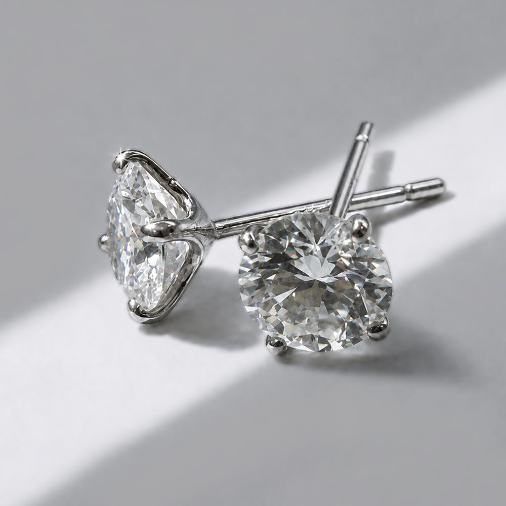 Beauteast Moissanite Solitaire Stud Earrings