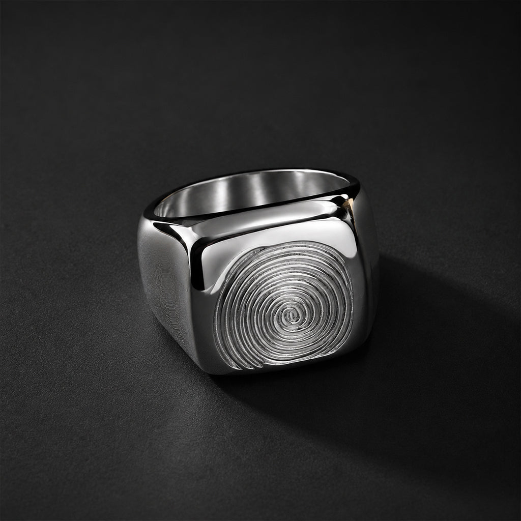 Beauteast Mark Signet Ring