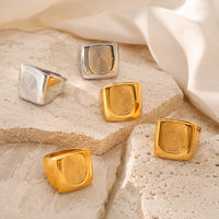 Beauteast Mark Signet Ring