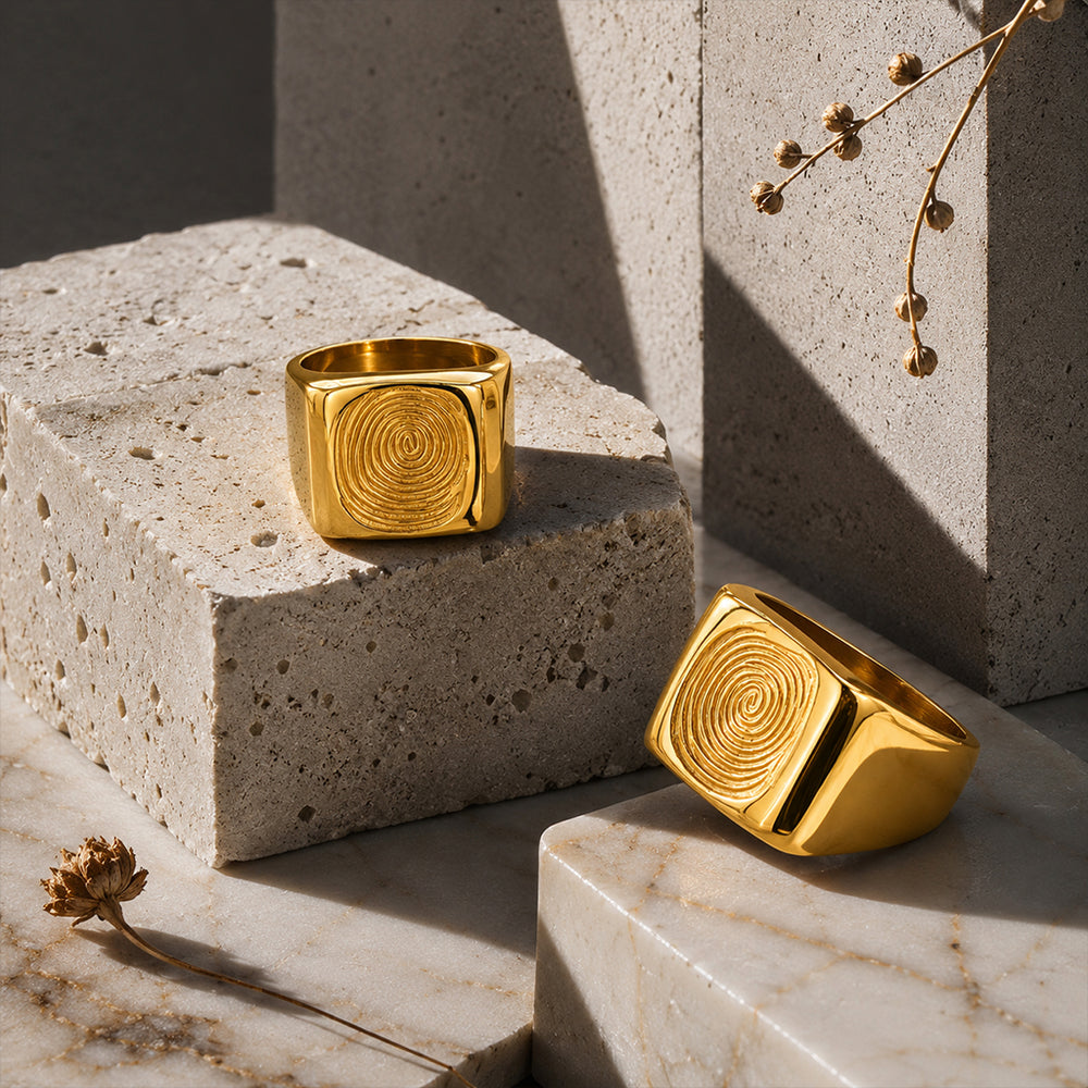 Beauteast Mark Signet Ring